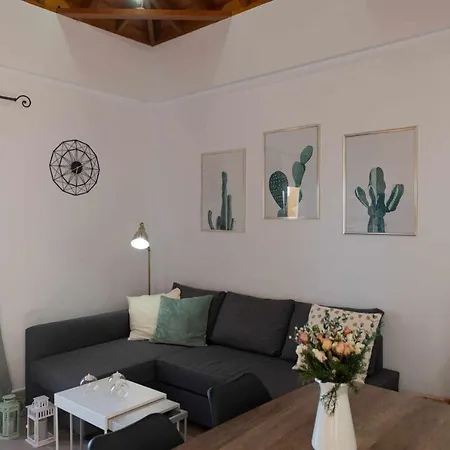 Apartment La Grajita *